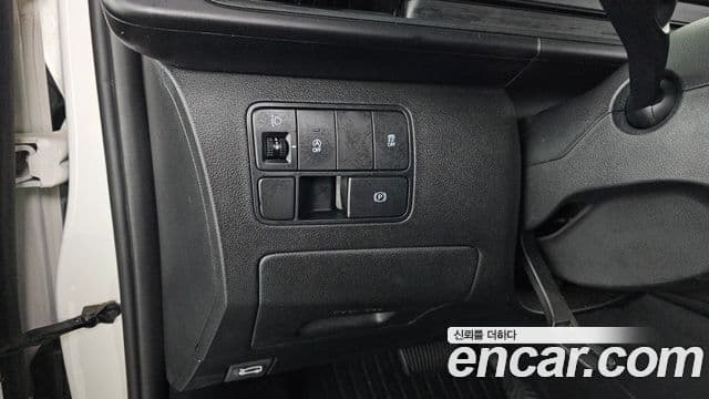 Hyundai Staria 2021 — Şəkil 18/20