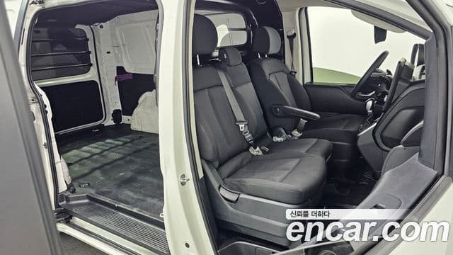 Hyundai Staria 2021 — Şəkil 15/31