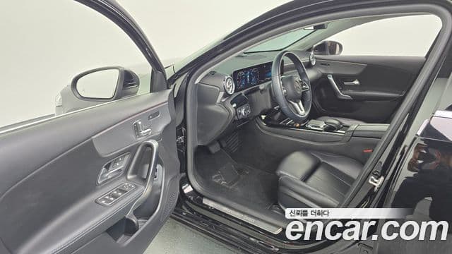 Mercedes-Benz A-Class 2020 — Фото 10/20