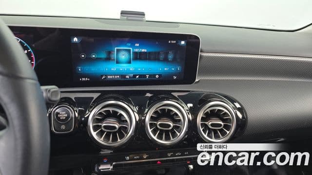 Mercedes-Benz A-Class 2020 — Фото 12/20