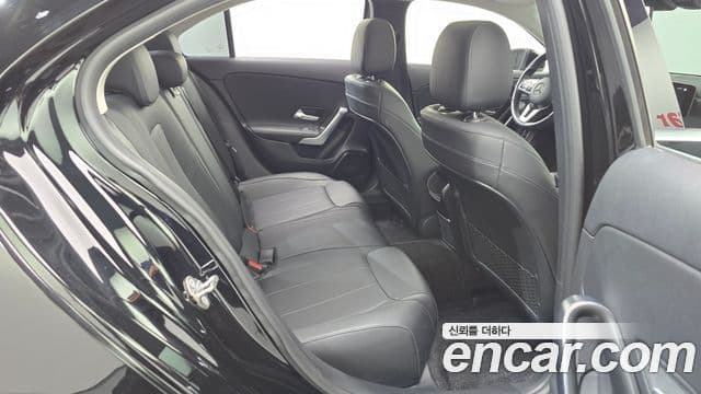Mercedes-Benz A-Class 2020 — Фото 19/20