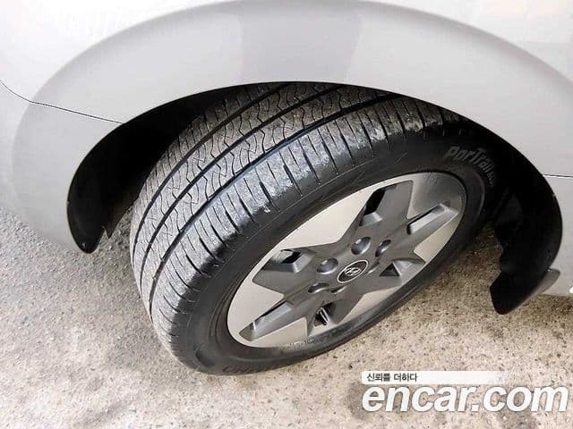 Hyundai Staria 2023 — Фото 4/19