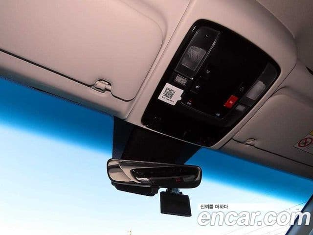 Hyundai Staria 2023 — Фото 16/19