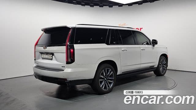 Cadillac Escalade 2023 — ფოტო 1/20