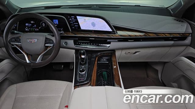 Cadillac Escalade 2023 — ფოტო 6/20