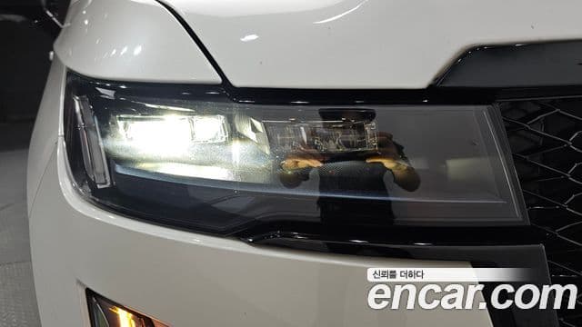 Cadillac Escalade 2023 — Photo 4/36