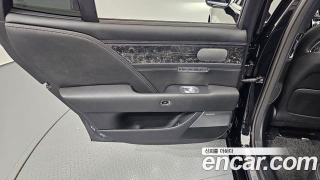 Genesis G90 2022 — Photo 20/34