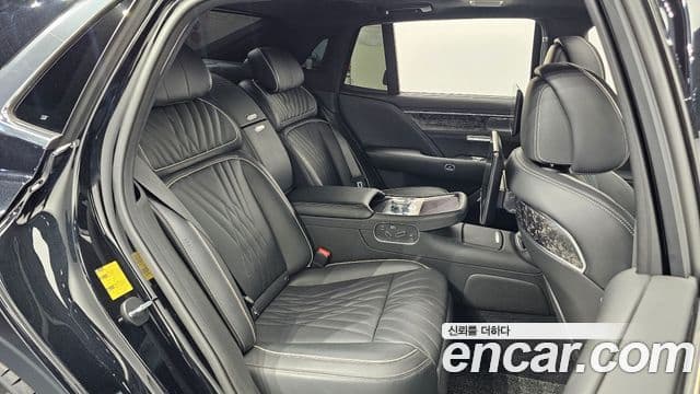 Genesis G90 2022 — Photo 10/34