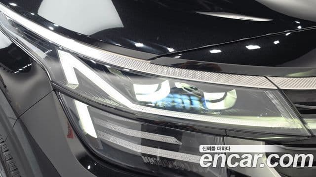 Kia Seltos 2024 — Şəkil 33/35
