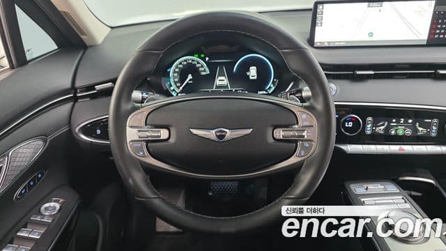 Genesis GV70 2022 — Şəkil 13/20
