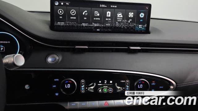 Genesis GV70 2022 — Şəkil 14/20
