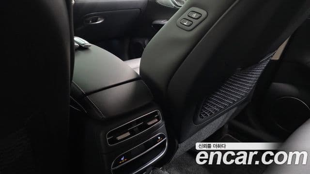 Genesis GV70 2022 — Şəkil 19/20