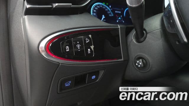 Genesis GV70 2021 — Şəkil 19/33