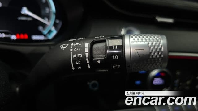 Genesis GV70 2021 — Şəkil 21/33