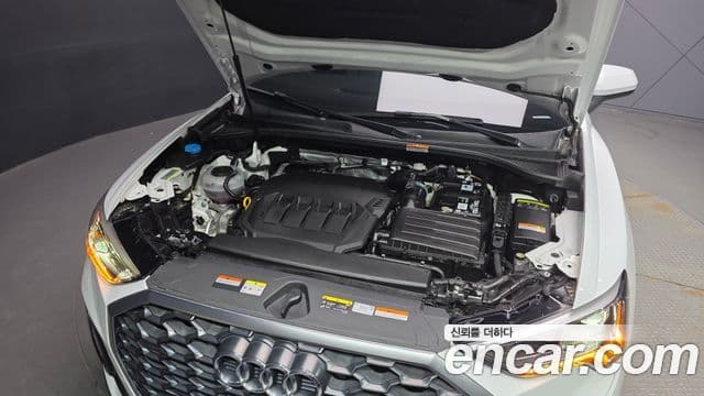 Audi Q3 2023 — ფოტო 6/20