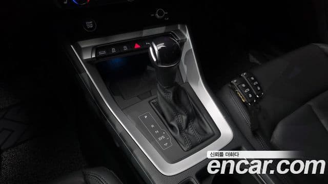 Audi Q3 2023 — ფოტო 9/20