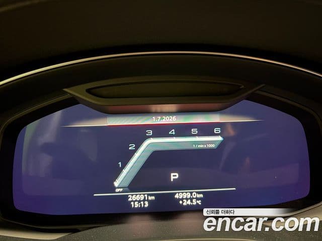 Audi A6 2022 — ფოტო 8/13