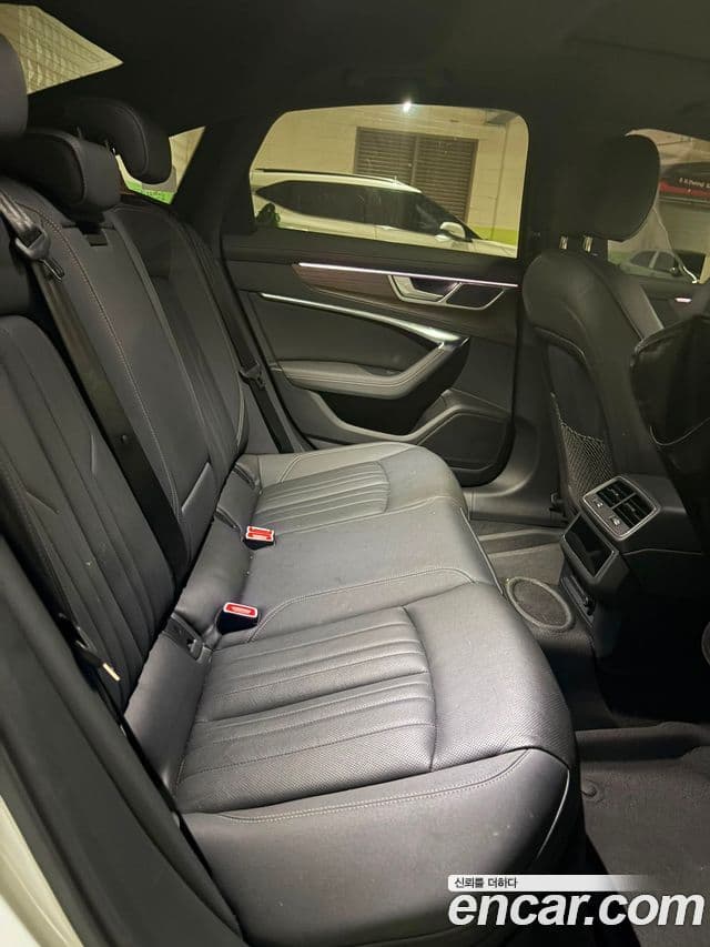 Audi A6 2022 — ფოტო 9/13