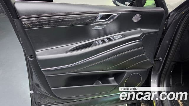 Genesis GV80 2020 — Şəkil 16/33