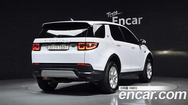 Land Rover Discovery Sport 2020 — ფოტო 2/20