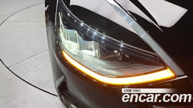Hyundai Sonata Hybrid 2021 — ფოტო 13/30