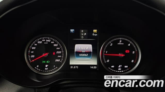 Mercedes-Benz GLC-Class 2018 — ფოტო 8/20