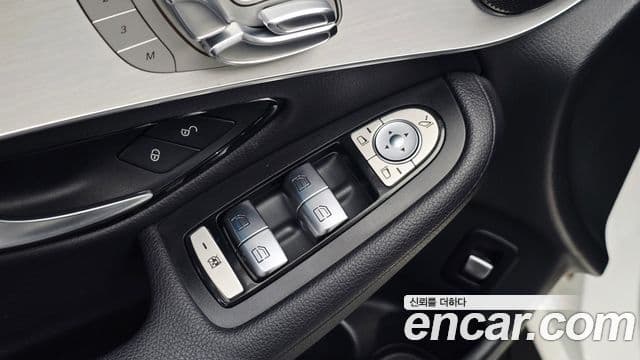 Mercedes-Benz GLC-Class 2018 — ფოტო 20/20