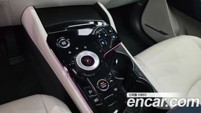 Kia Sportage 2022 — ფოტო 9/20