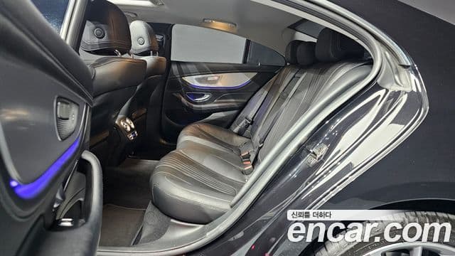 Mercedes-Benz CLS-Class 2019 — Photo 12/36