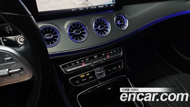Mercedes-Benz CLS-Class 2019 — Photo 10/36