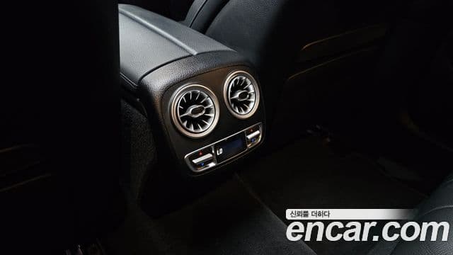 Mercedes-Benz CLS-Class 2019 — Photo 16/36