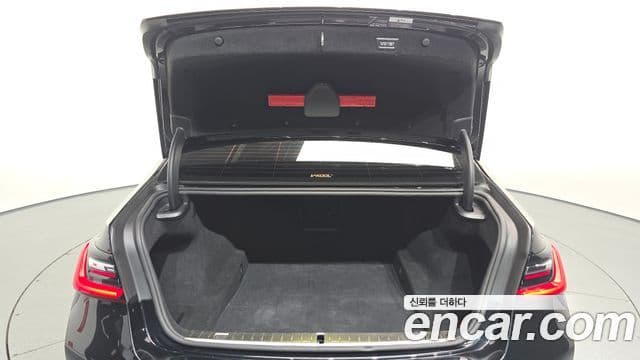 BMW 7 Series 2020 — ფოტო 2/20