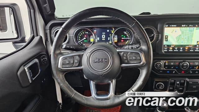 Jeep Wrangler 2022 — ფოტო 5/20