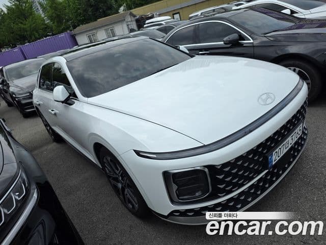 Hyundai Grandeur 2023 — ფოტო 2/20