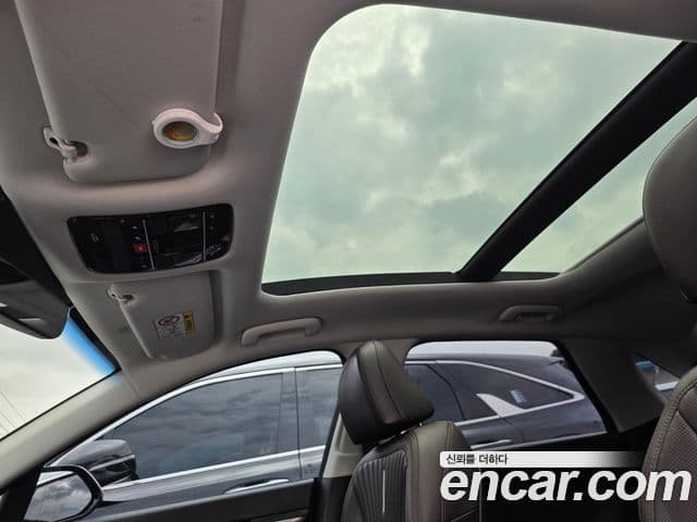 Hyundai Grandeur 2023 — ფოტო 7/20