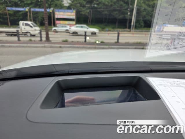 Hyundai Grandeur 2023 — ფოტო 12/20