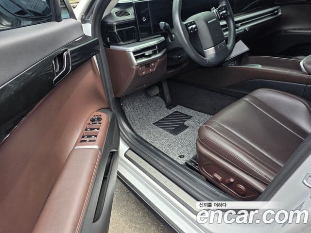 Hyundai Grandeur 2023 — ფოტო 13/20