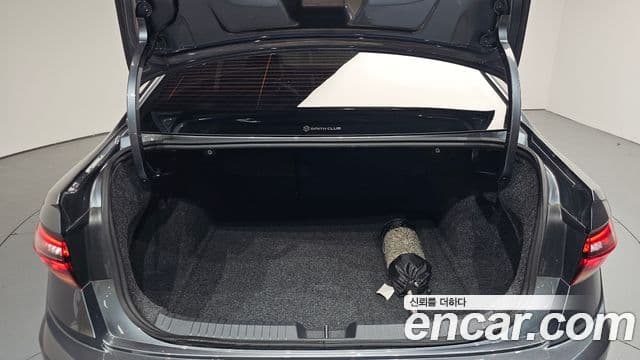 Volkswagen Jetta 2021 — ფოტო 20/20