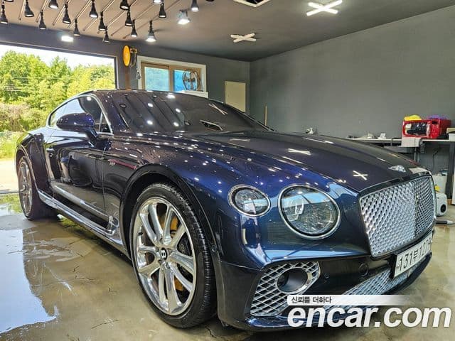 Bentley Continental GT 2022 — Şəkil 1/8