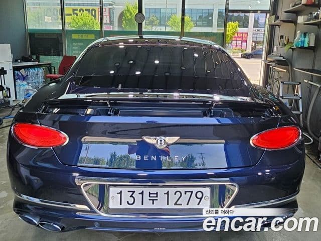 Bentley Continental GT 2022 — Şəkil 2/8