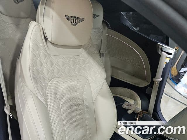Bentley Continental GT 2022 — Şəkil 4/8