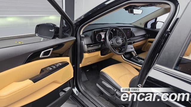 Kia Carnival 2023 — Şəkil 10/20