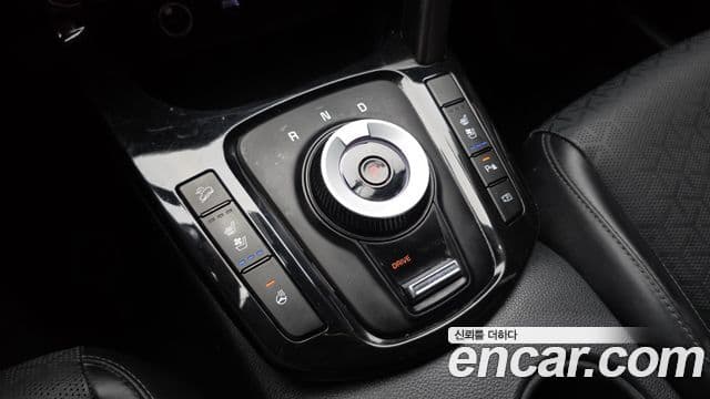 Kia Seltos 2023 — Şəkil 7/20