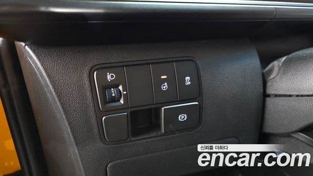 Hyundai Staria 2023 — Фото 19/20