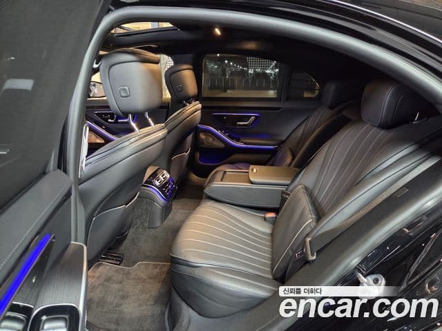 Mercedes-Benz S-Class 2023 — Фото 7/20