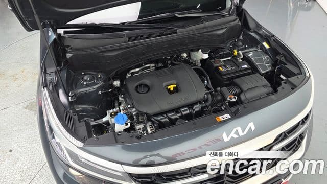 Kia Seltos 2025 — Şəkil 6/32
