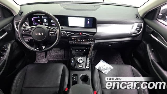Kia Seltos 2025 — Şəkil 31/32
