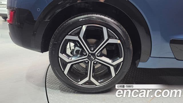 Kia Niro 2025 — ფოტო 5/20