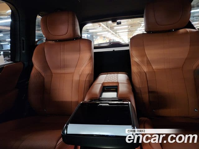 Lexus LX 2025 — ფოტო 19/20