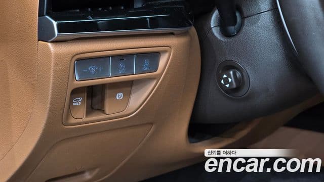 Genesis Electrified G80 2022 — ფოტო 15/20